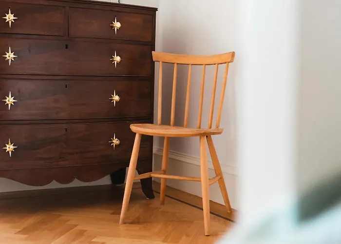 Beautiful Central Edinburgh Apartment
